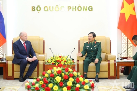General Nguyen Tan Cuong receives Russian guest
